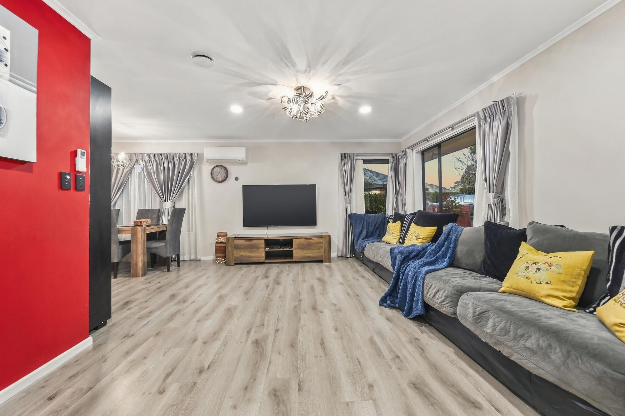 4 Anton Place, Takanini, photo 3