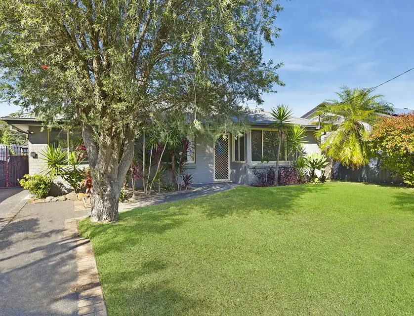 21 Kerry Crescent, Berkeley Vale, Central Coast, 4 ਕਮਰੇ, 1 ਬਾਥਰੂਮ, House