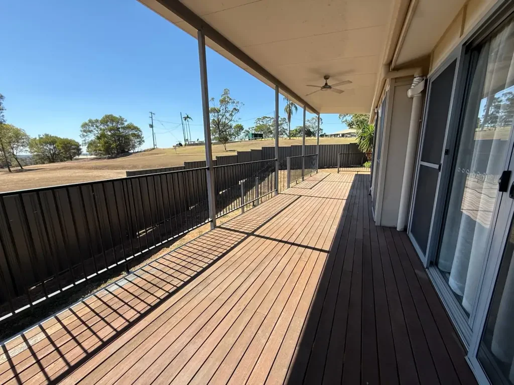 3 Bedroom Home close to School and Golf club