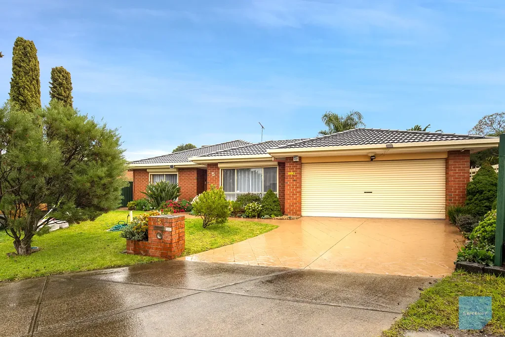 5 Rogers Close, Burnside, VIC 3023