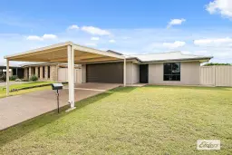 48 Lakeside Drive, Emerald