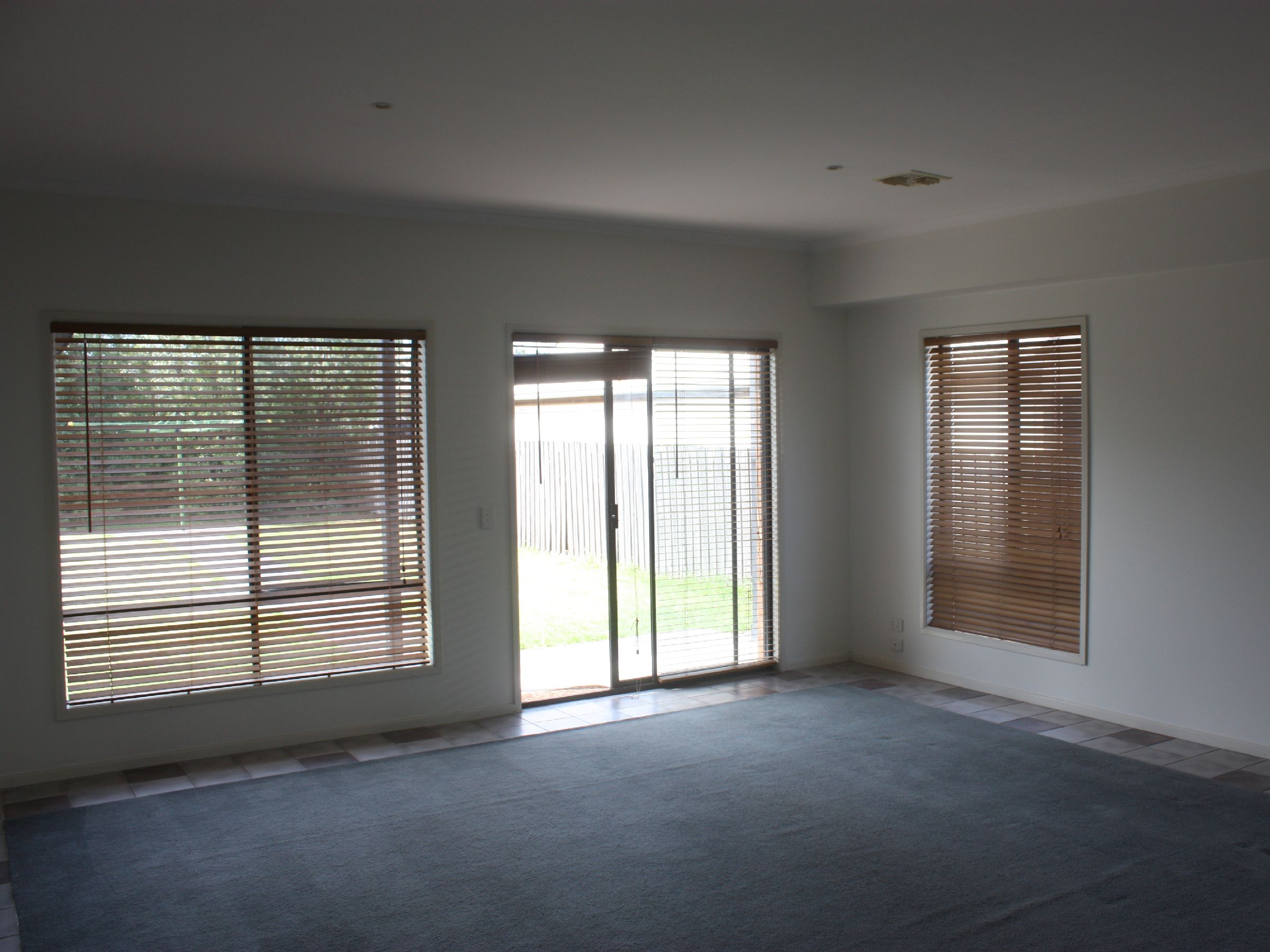 15B ST DAVID ST, RIPPLESIDE VIC 3215, 0 Kuwarto, 0 Banyo, Townhouse