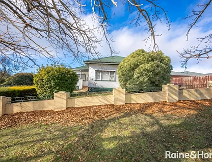 47 Stephen Street, Gisborne, VIC 3437, 3部屋, 2バスルーム, Townhouse