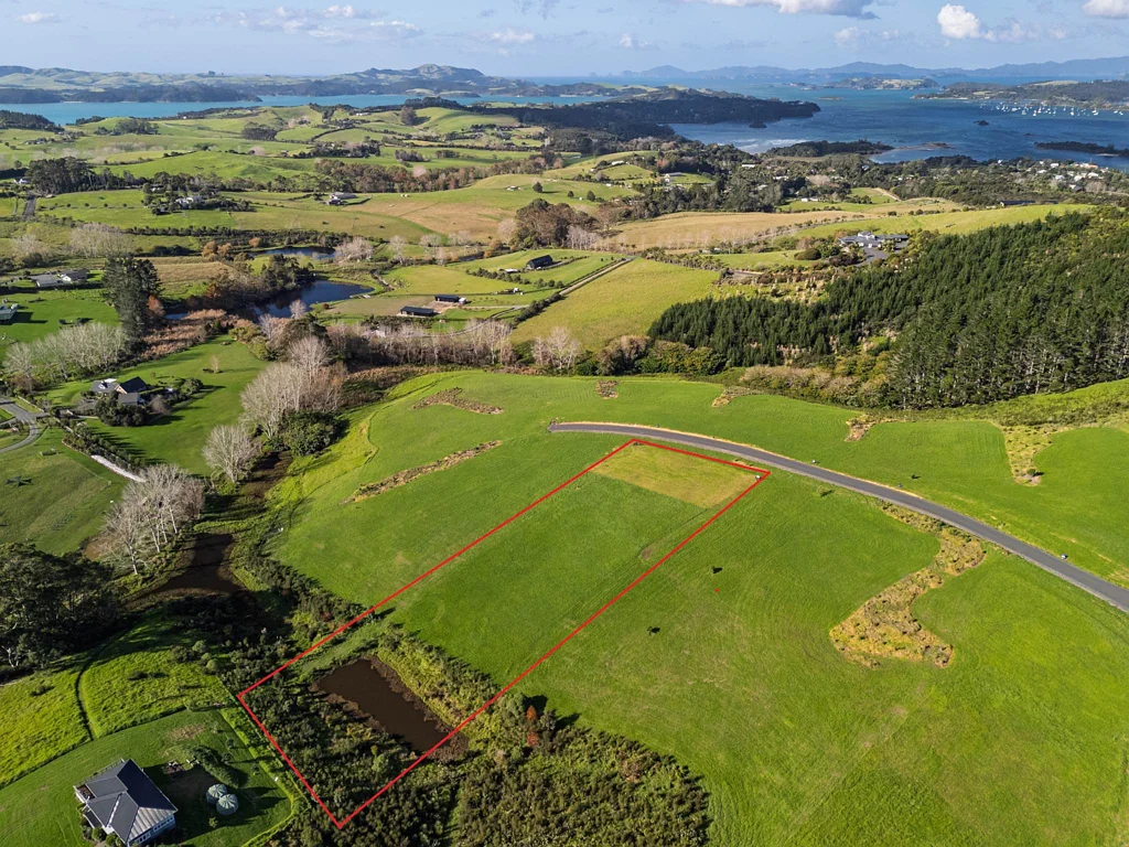 Kerikeri Vendors Have Moved, Grab A Bargain