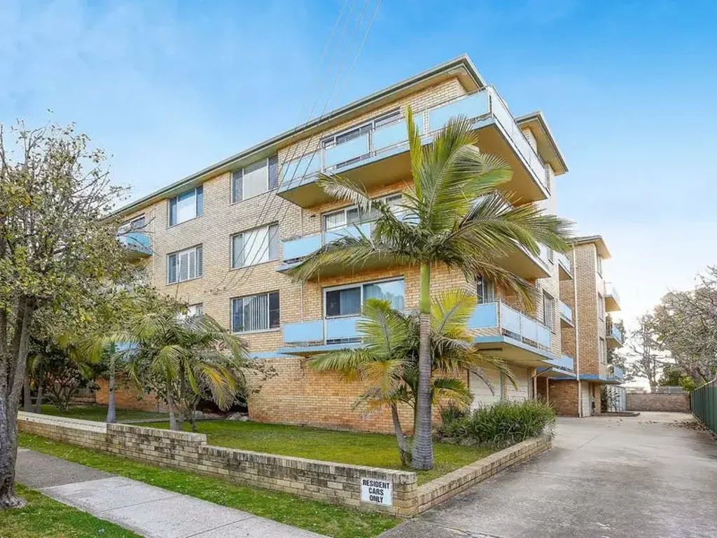 Low Maintenance Coastal Living