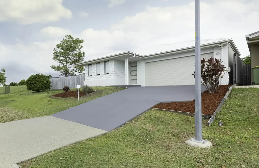 4 BEDROOM HOME IN SOUGHT AFTER LOCATION