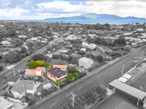 Waikanae Beach 3房  Endless Potential | Olde Beach Waikanae
