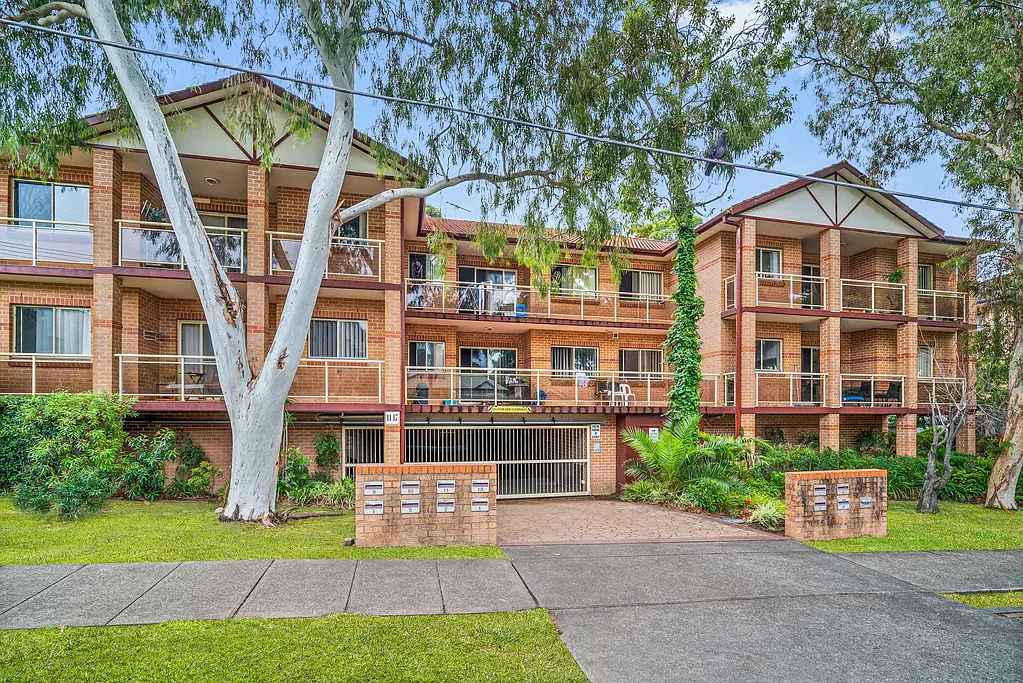 5/11-17 Bembridge Street, Carlton, NSW 2218