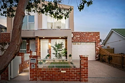 24A Lincoln Avenue, Coburg North