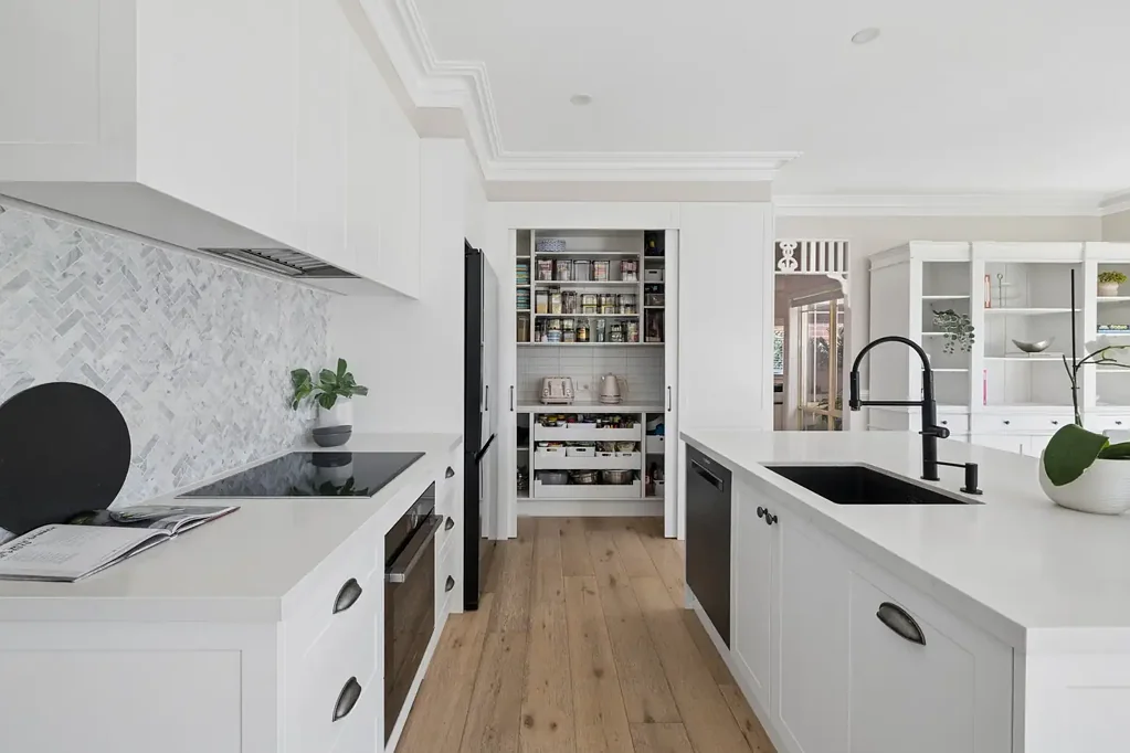 Altona North 4Moenga A Modern Family Haven