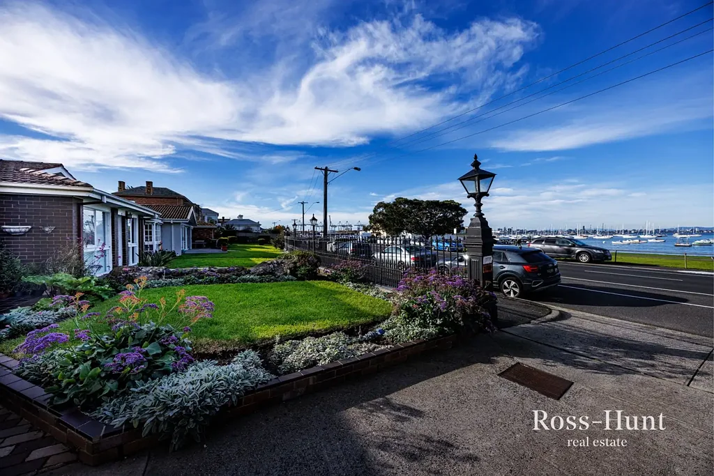 Williamstown 2 Bedroom Waterfront Lifestyle with City Skyline Views