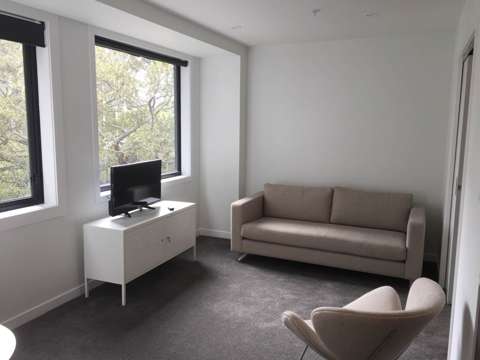 Fresh & Furnished