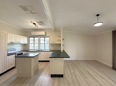 7 Heron Street, Longreach, QLD 4730, 4 Bedrooms, 1 Bathrooms, House