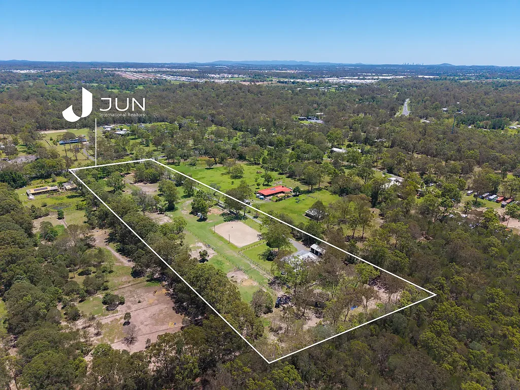 Buccan 4침실 Acreage Living with Equestrian Facilities & Development Upside (STCA)