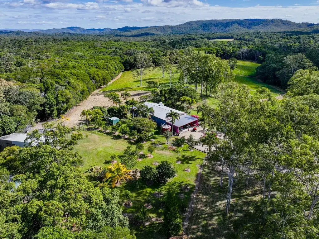 Speewah 2房  160-Acre Equestrian & Lifestyle Estate – Speewah - Offers Over $1.6 Million | 40 Minutes from Cairns Airport