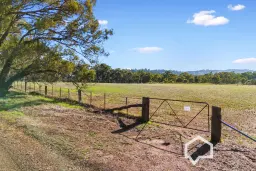 6B Hewletts Road, Lockwood South