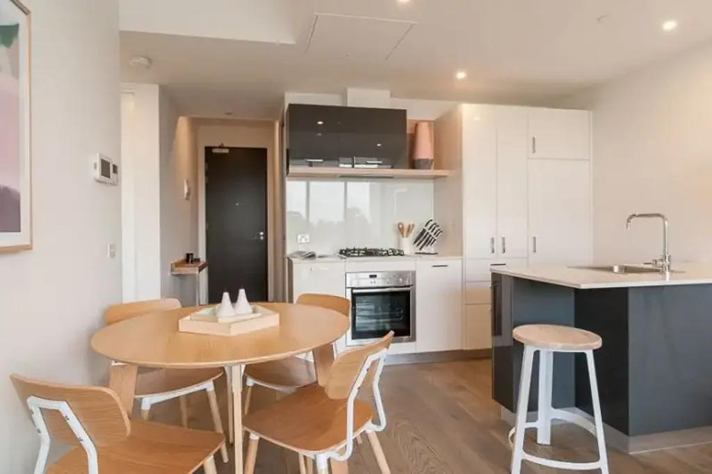 Executive Furnished Apartment in Resort-Style Sandringham Complex
