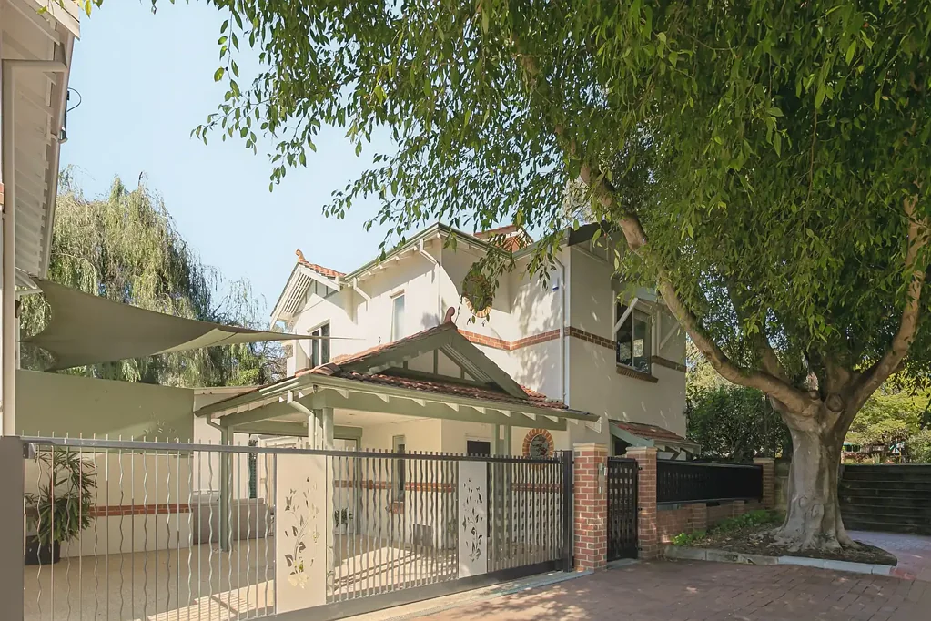 Mount Lawley 3 Slaapkamer PARKSIDE PRESTIGE