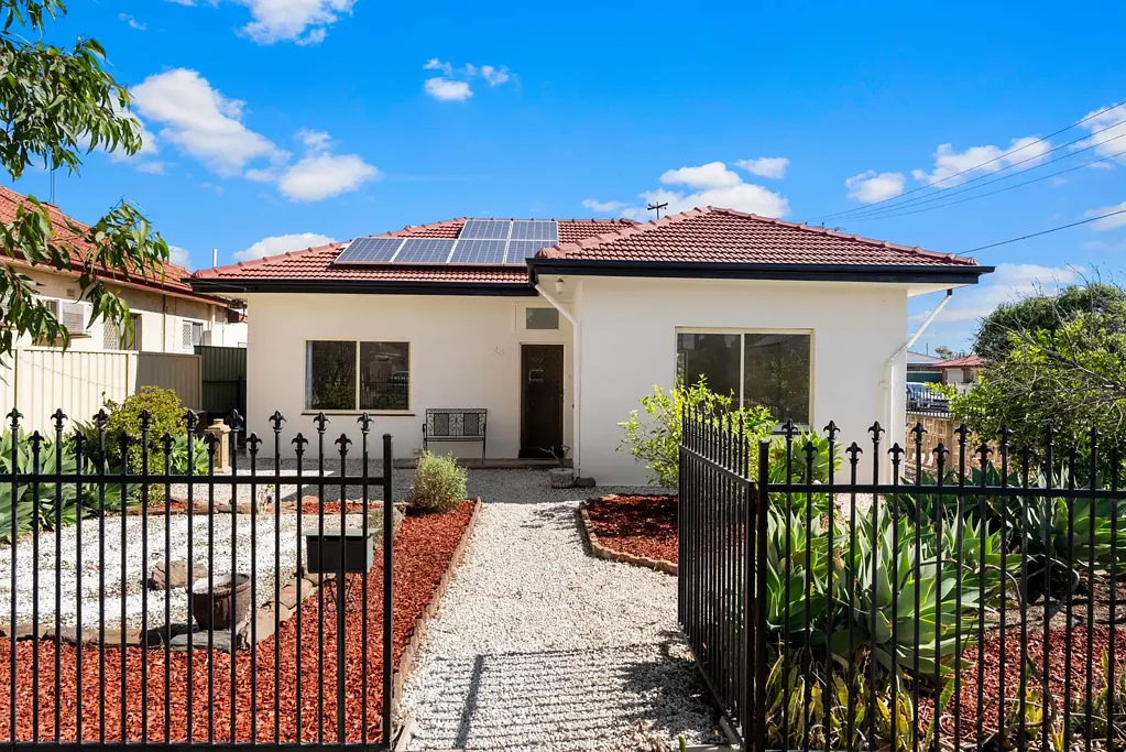 25 Milburn Street, Ottoway, SA 5013