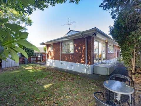 Onehunga 2 Bedroom Low-Maintenance Living in a Prime Location