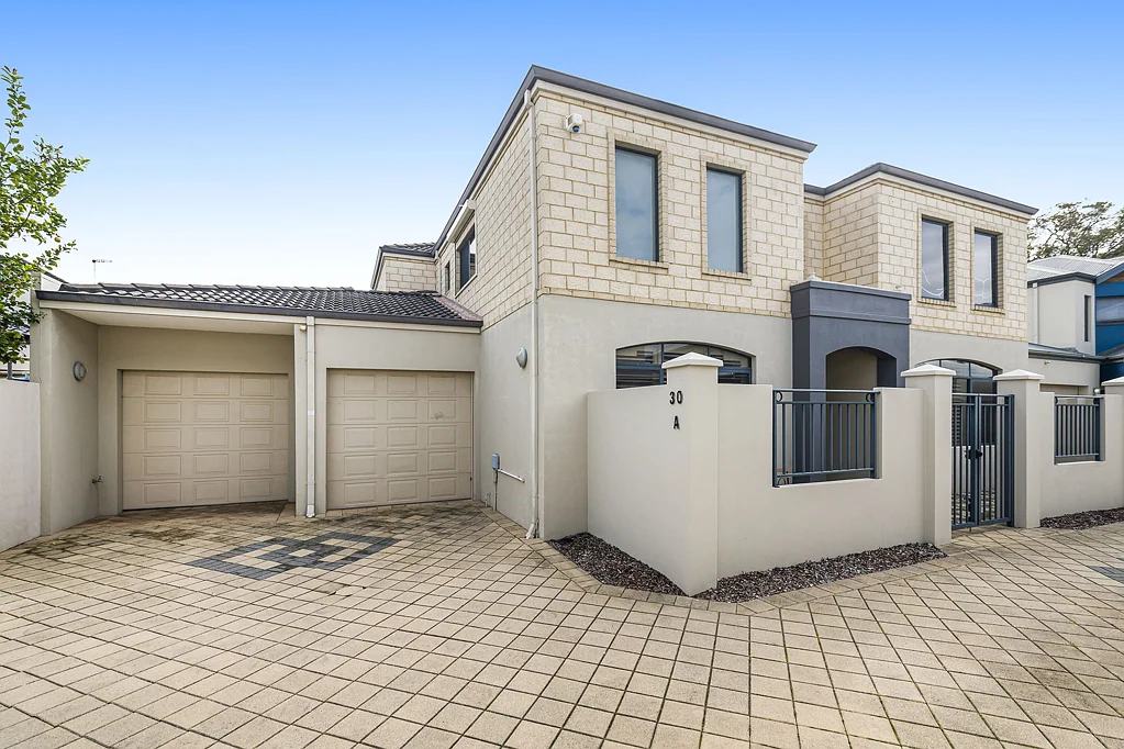 30A Reynolds Road, Applecross, WA 6153