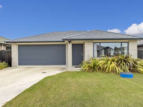 Kumeu 4 Bedroom Exceptional Value and Easy Living