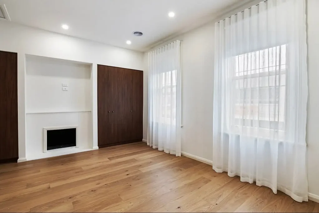 Fully Refurbished Home/Office