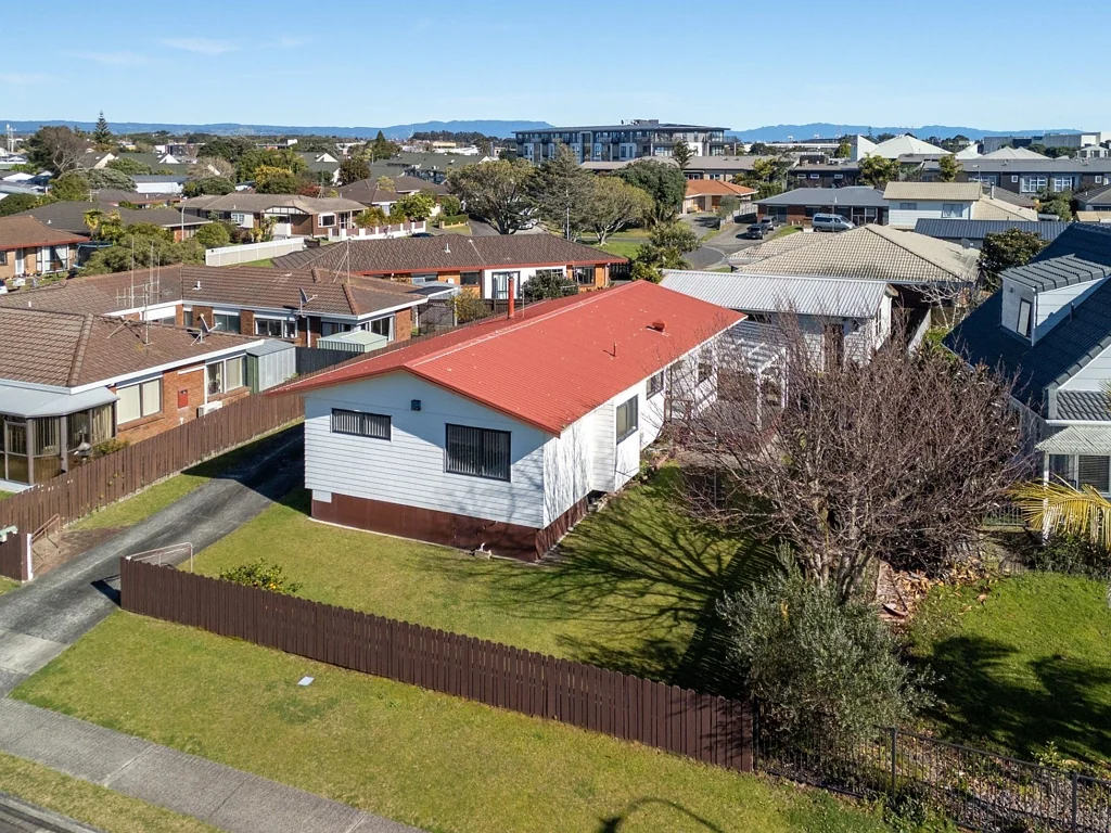 Mount Maunganui 3 Bedroom Space to Live. Scope to Grow.