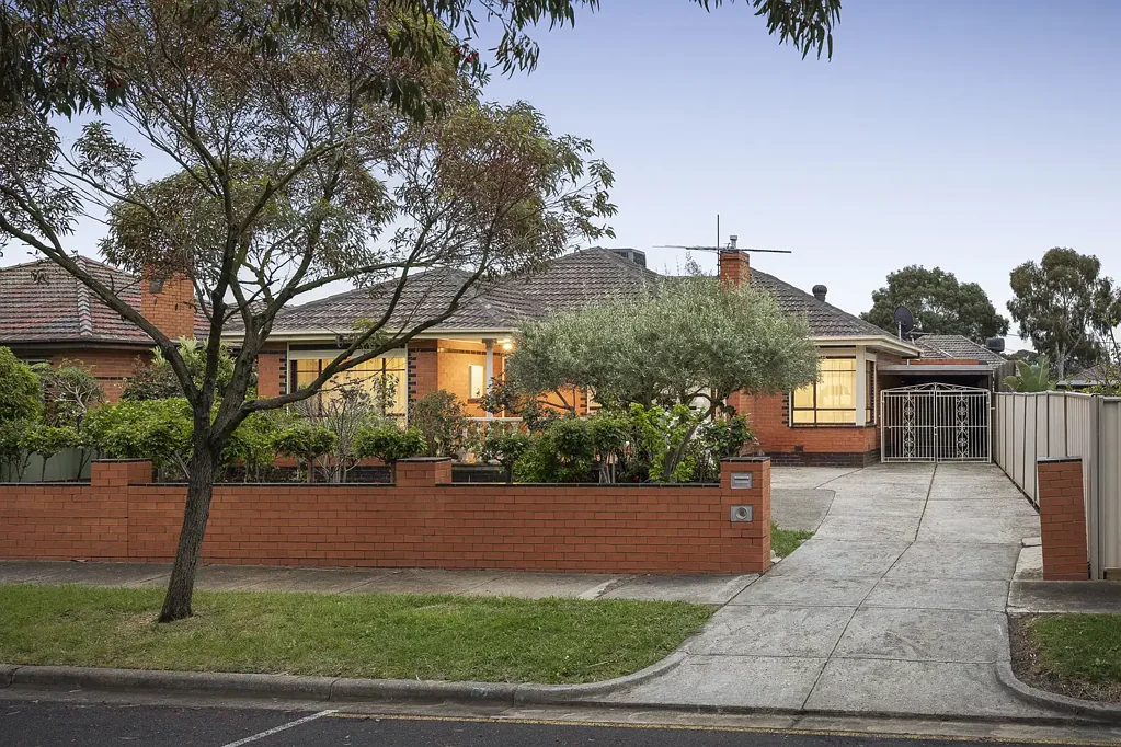Fawkner 3Kwarto A Much-Loved Original with Exceptional Family Appeal