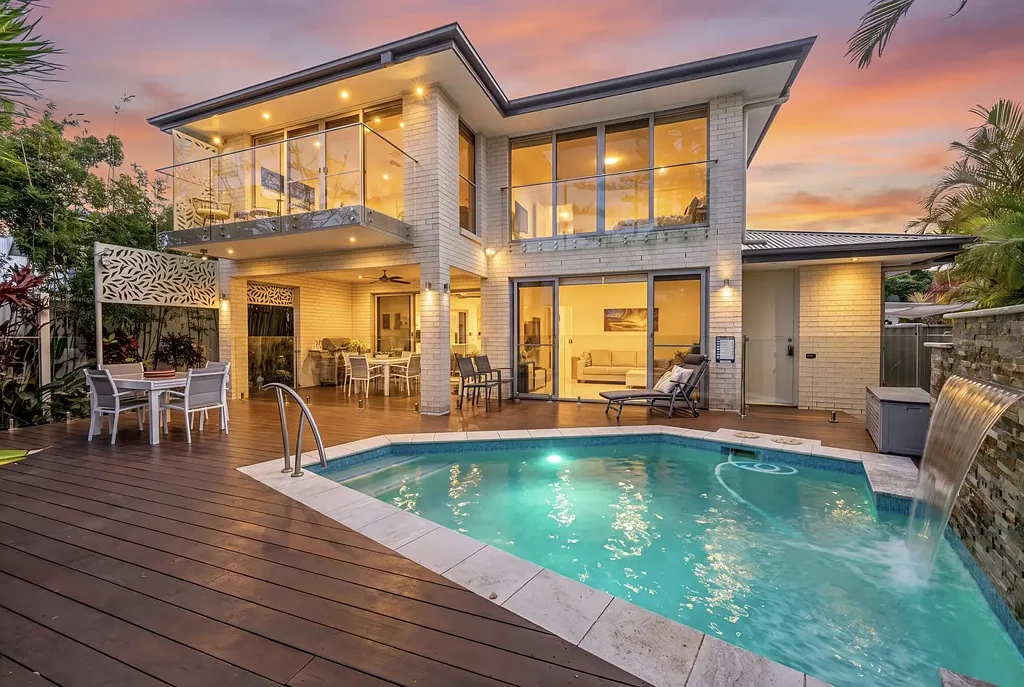 Mermaid Waters 4غرفة نوم The Kind of Waterfront Home Mermaid Waters Rarely Gives Up