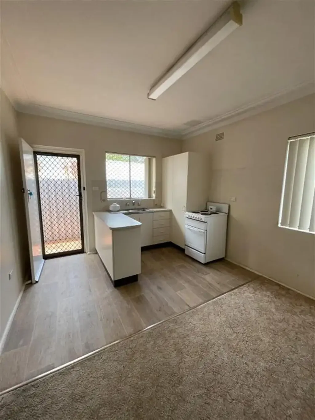 One bedroom Unit West