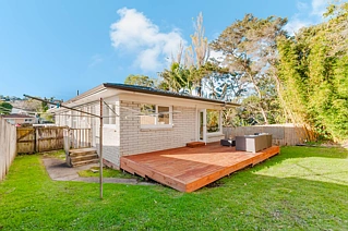 2/63 Ellice Road, Totara Vale, North Shore City