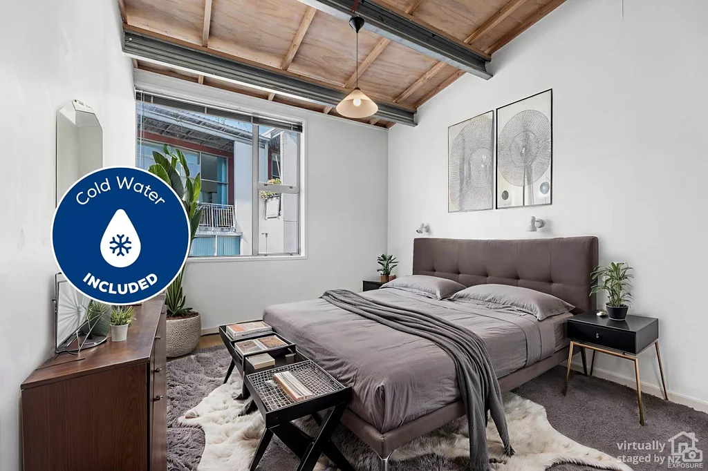Unfurnished one bedroom located on Upper Queen...