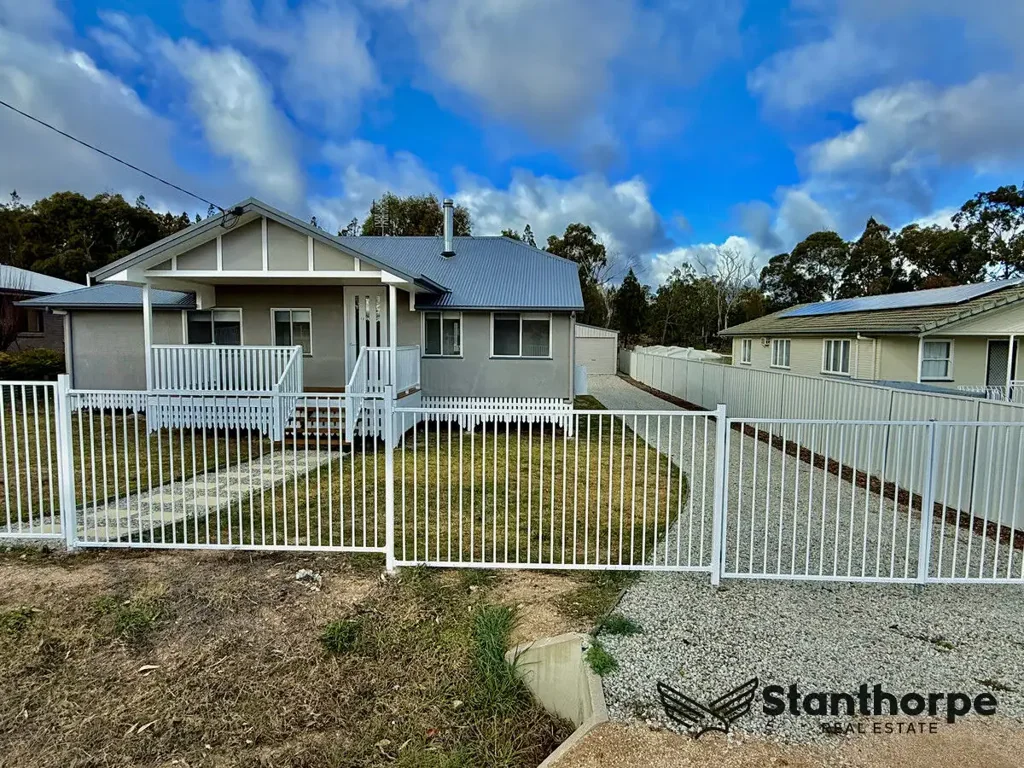 Renovated, Fenced and Ready — Ten Minutes South of Stanthorpe
