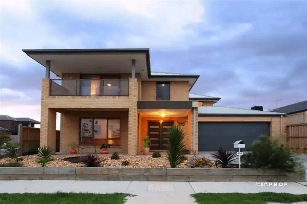 Spacious Family Living in a Prime Location!