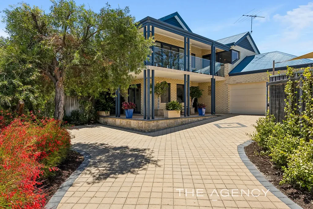2/42 New England Drive, Hillarys, WA 6025