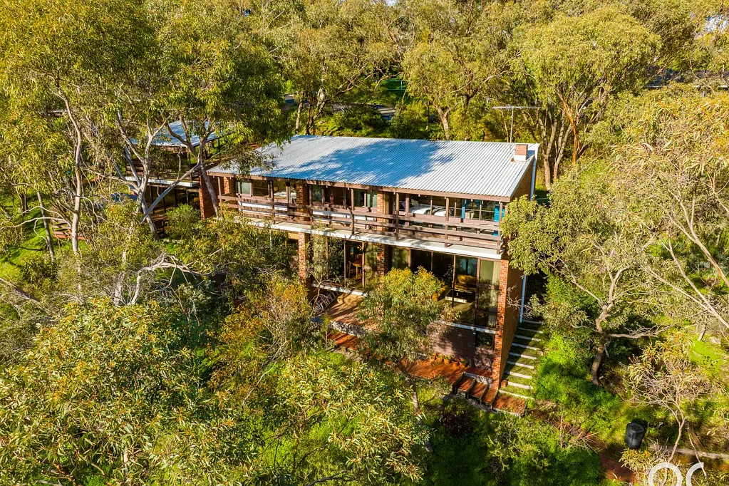 1 Douglas Street, Eden Hills, SA 5050