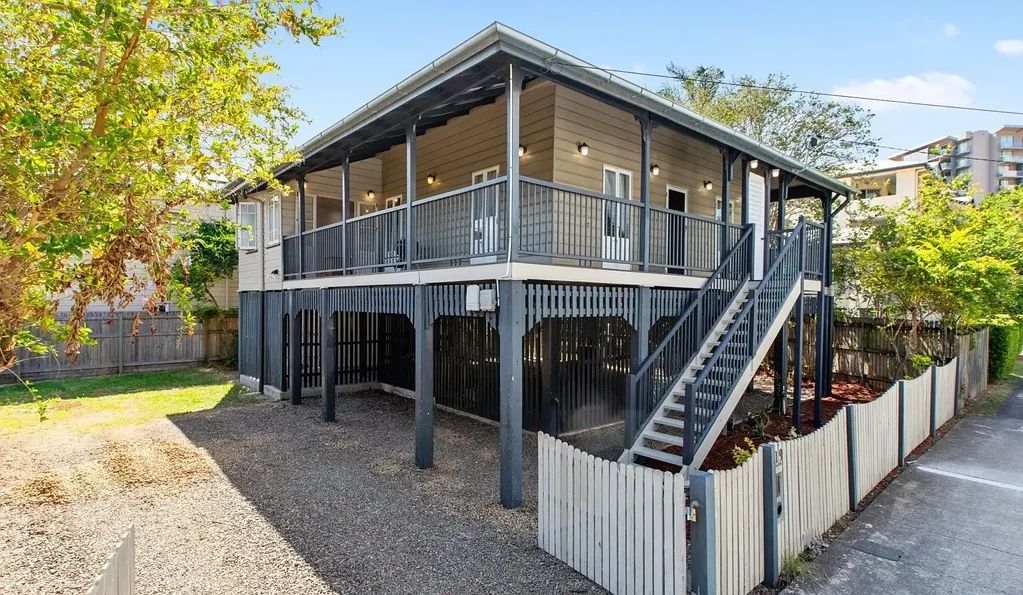 Beautiful 3 Bedroom Queenslander