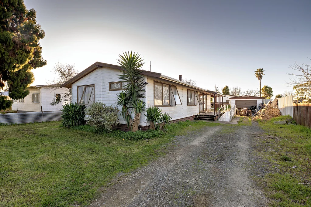Opotiki and Surrounds 3Phòng ngủ Auction Day Is Coming - Will You Be Ready?