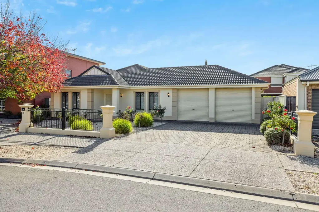 Mawson Lakes 3部屋 Great Family Home in a Perfect Location!