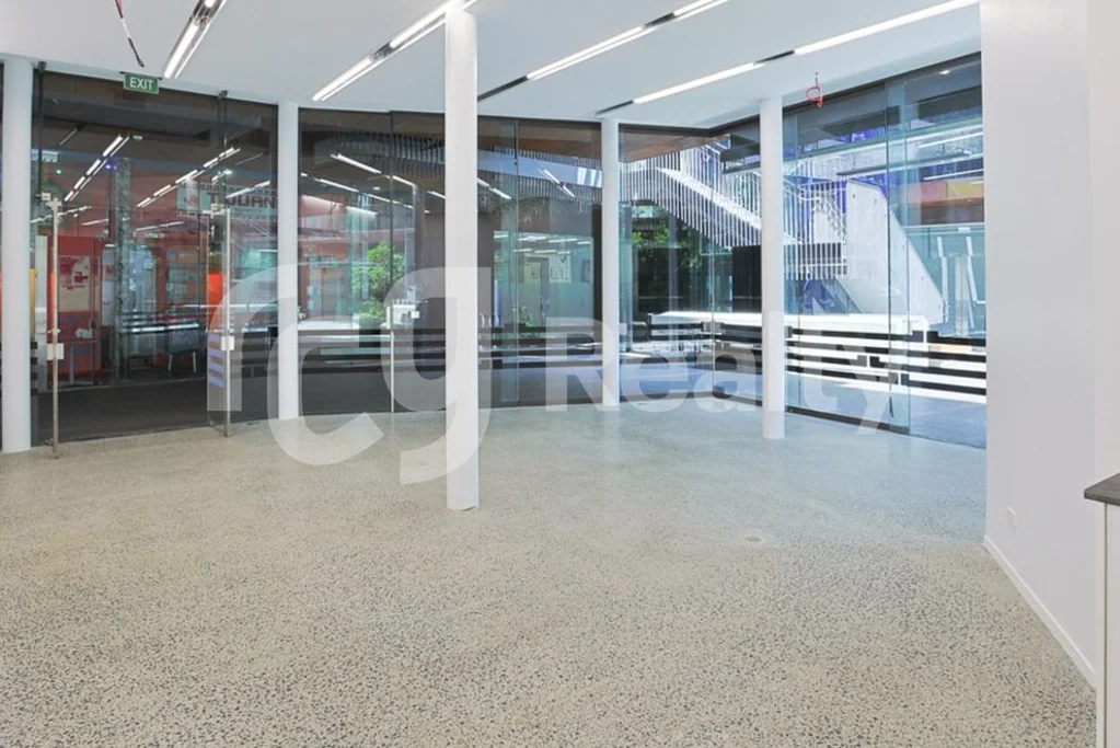 Auckland Central Open & Clean Office/Showroom on K' Road | 73sqm