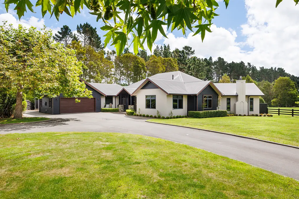 7 Titirangi Drive, Fitzherbert, Palmerston North, Manawatu-Wanganui