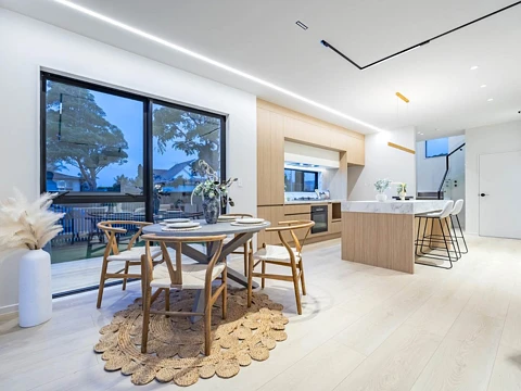 Half Moon Bay 4房  Beautifully Crafted & Ready for you!