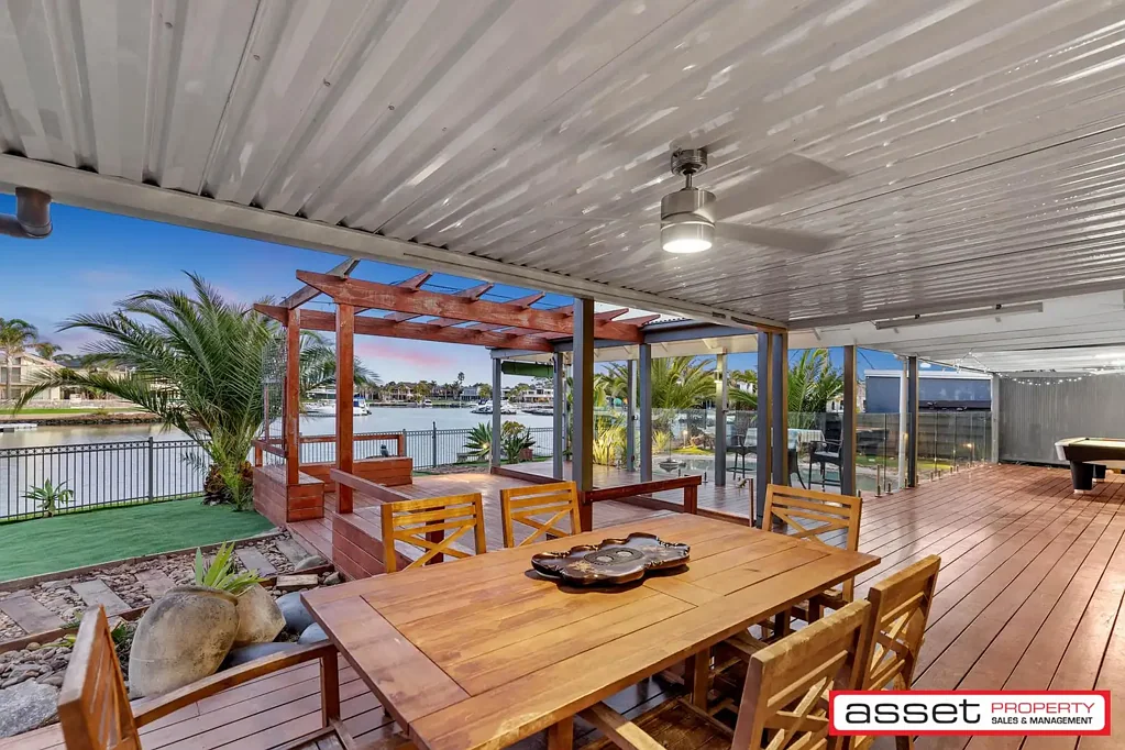 Patterson Lakes 5 Bedroom Resort Life on a Grand Scale - 915m² Waterfront with Boat Mooring