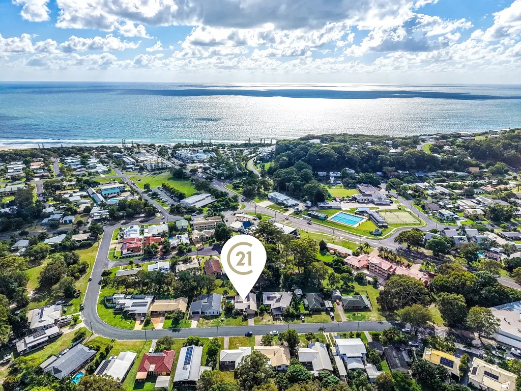 11 Kurana Street, Rainbow Beach, QLD 4581