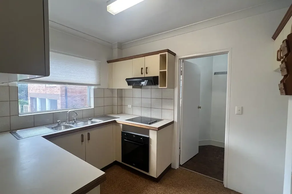 1/7 Robertson Street, Kogarah, NSW 2217, 2房, 1浴, Unit