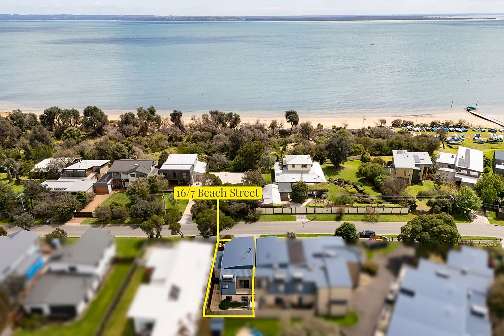 16/7 Beach Street, Cowes, VIC 3922