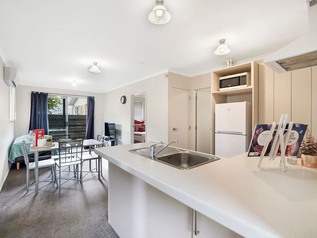 Enderley 2 Slaapkamer Secure Your Spot in Sought-After School Zones