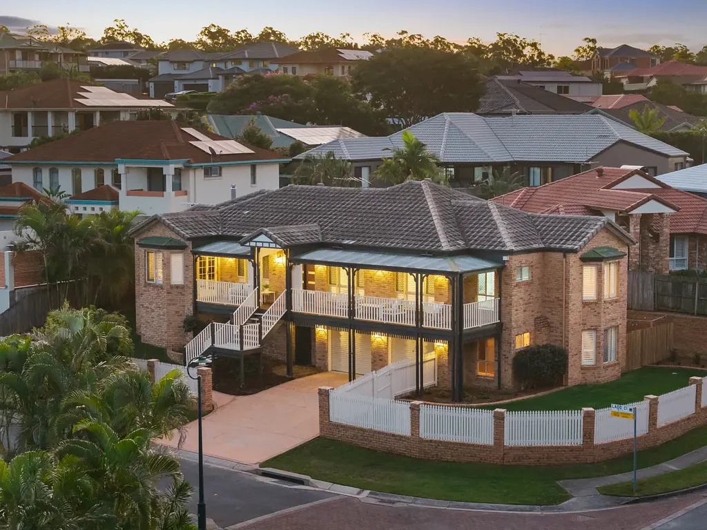 Mcdowall 5Moenga TASETFULLY RENOVATED 5 BED + STUDY... JUST MOVE IN!