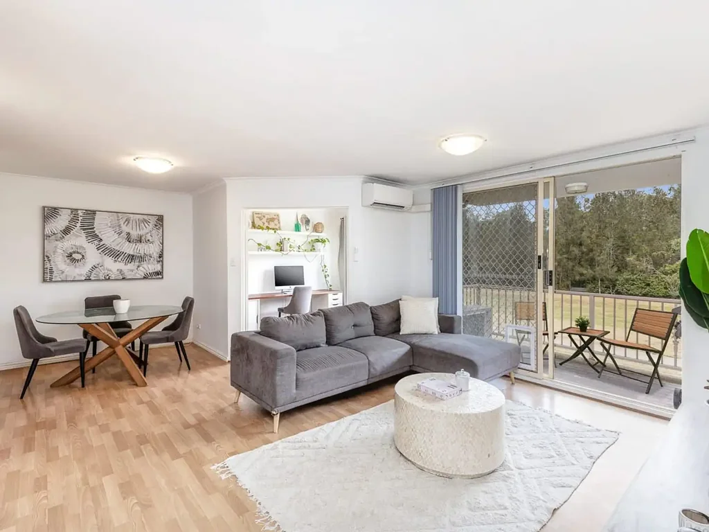 Spacious three-bedroom apartment in a resort-style complex